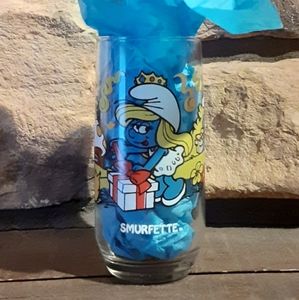Vintage 1983 (Peyo) The Smurfs "Smurfette" Collect